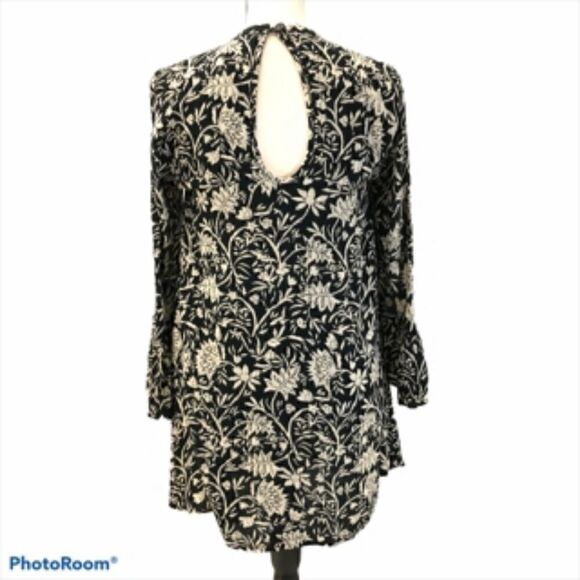 Volcom Long Sleeved,Crew Neck Tunic - Picture 3 of 5